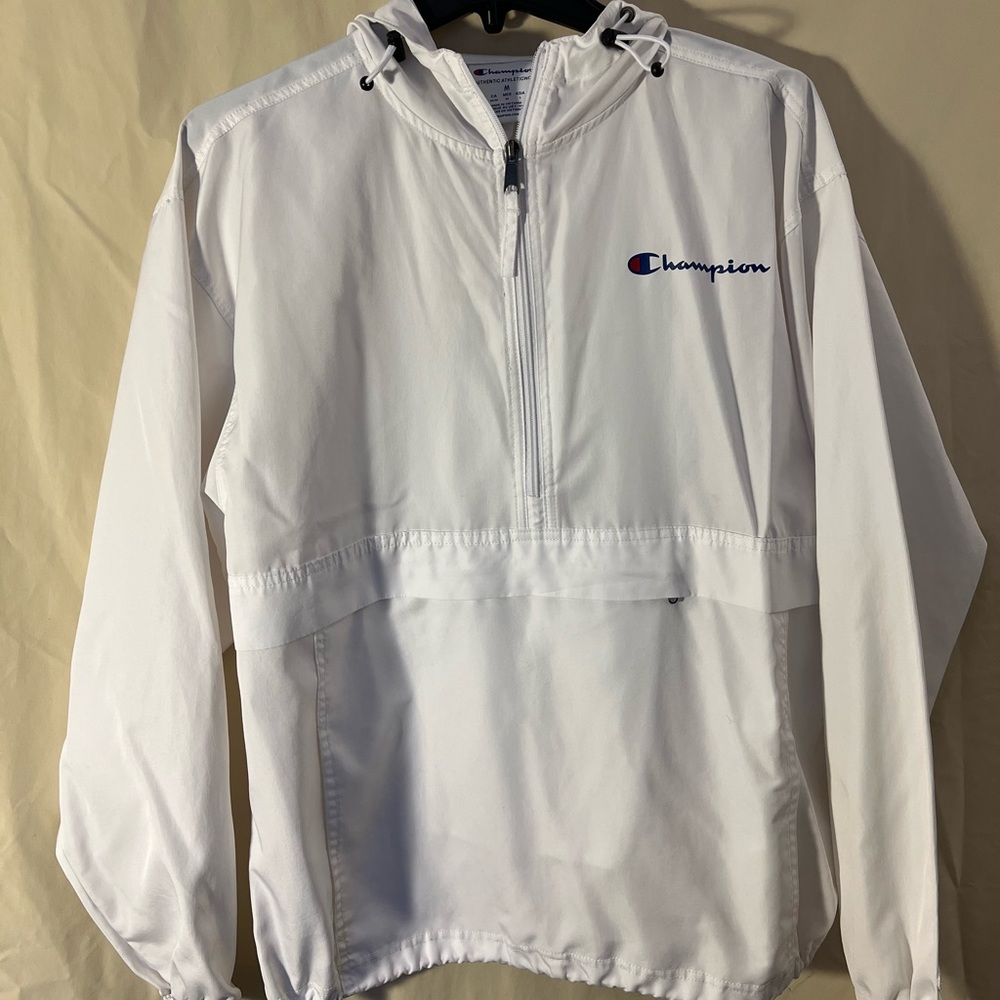 Champion windbreaker. Size S/M
